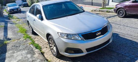 KIA MAGENTIS 2.0 EX SEDAN 16V GASOLINA 4P AUTOMÁTICO